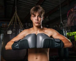 TITLE Boxing Combat Bag Boxing Gloves 2.0