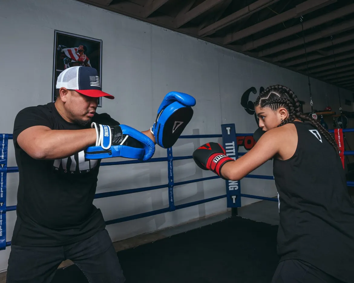 TITLE Boxing Dual Purpose Combo Punch Mitts