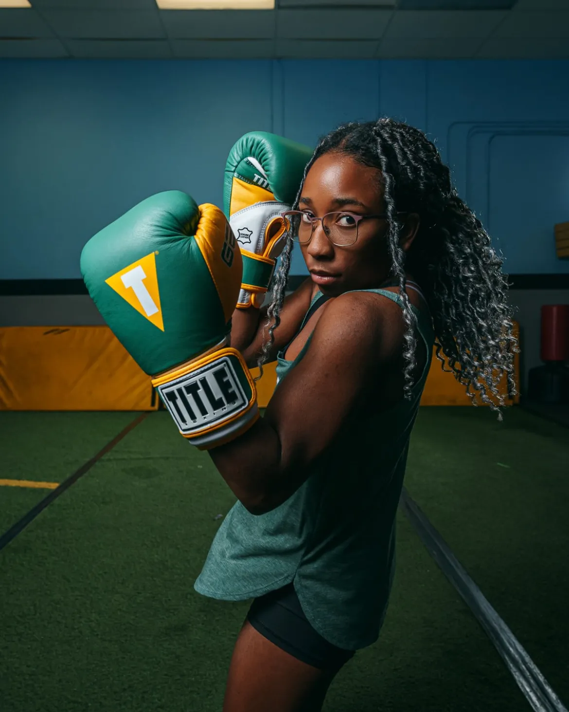 TITLE Gel World V2T Bag Gloves