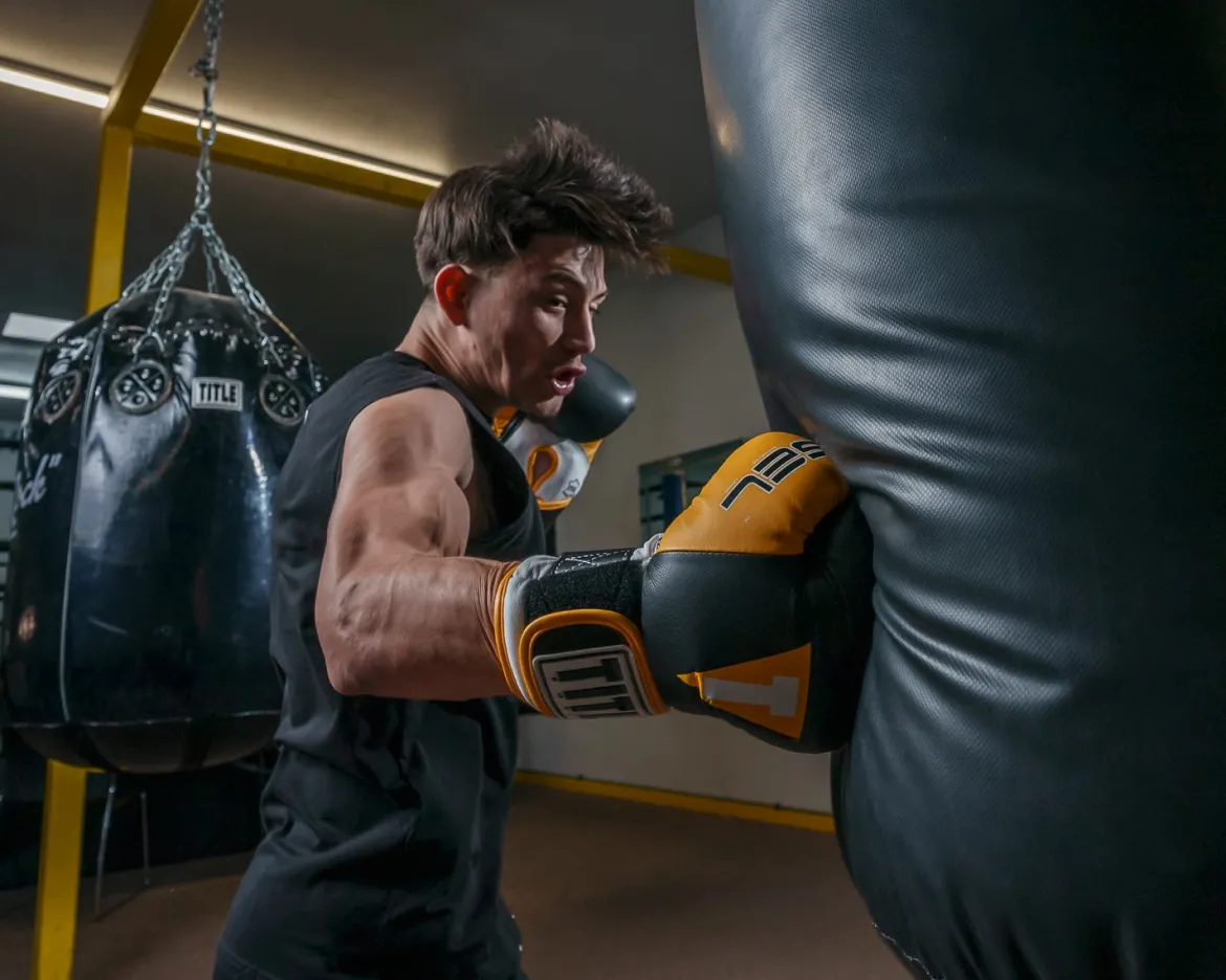 TITLE Gel World V2T Bag Gloves