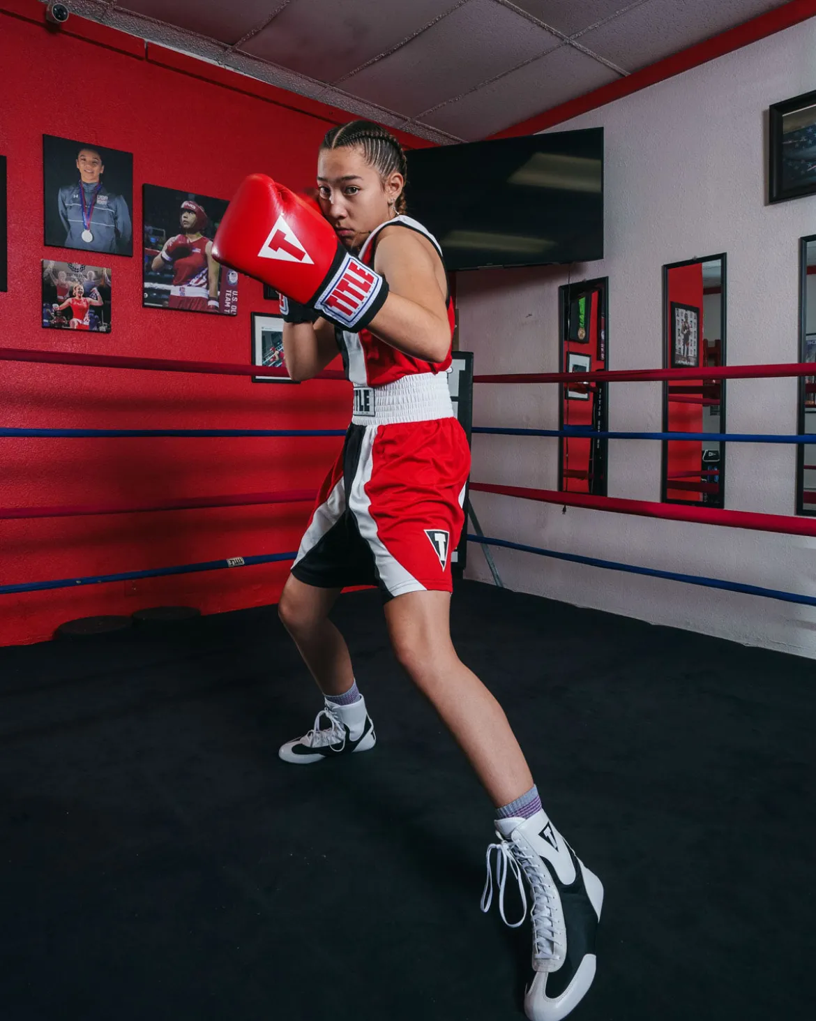 TITLE Speed-Flex Encore Mid Boxing Shoes
