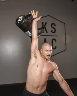 TITLE Ultimate Weight Bag 20 lbs