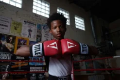 TITLE USA Boxing Competition Gloves - Elastic